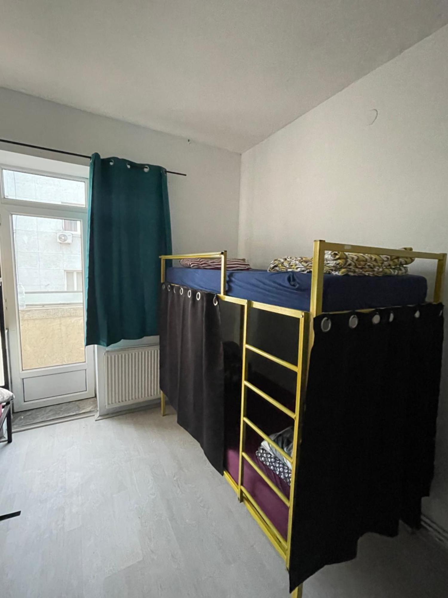 Newborn Center Hostel All Day Free Coffee Pristina Exterior photo